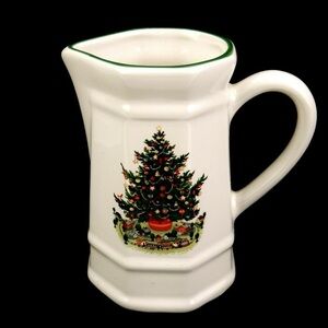 Pfaltzgraff Heritage Pattern Creamer for Christmas